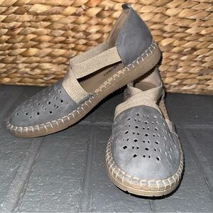 Josef Seibel Sofie 44 Women 36, US 6.5 Gray‎ Leather Shoes Slip On Flats Sandals